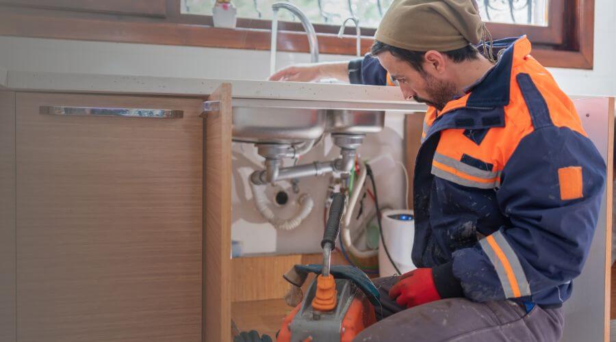 Professional water leak detection in Rueter, MO